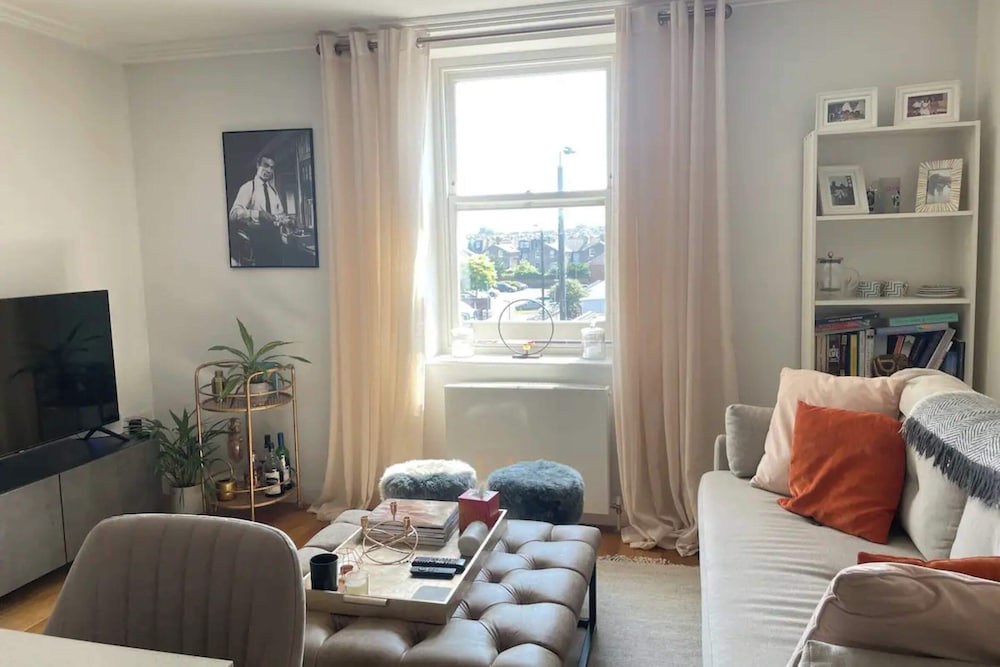Фото Elegant & Relaxing 1bd Flat - Balham