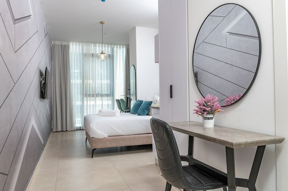 Фото Hi - Yam SeaView Apartments & Suites