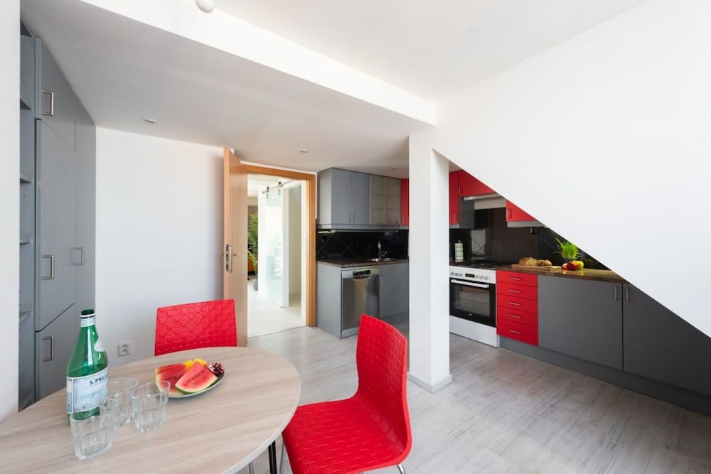 Фото Exclusive 3 bedrooms apatment in Prague
