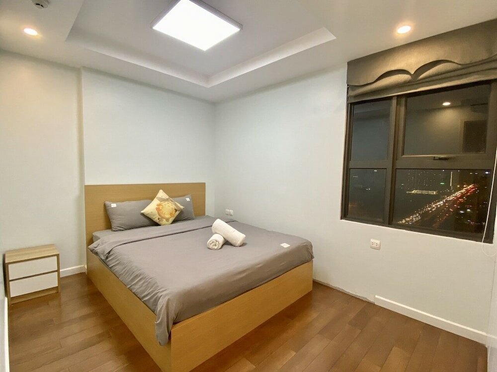 Фото Luxury Apartment Dcapital Tran Duy Hung