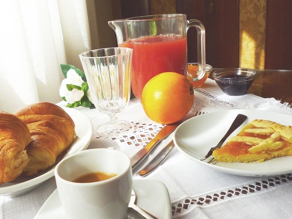 Фото Romulus Rex Bed And Breakfast