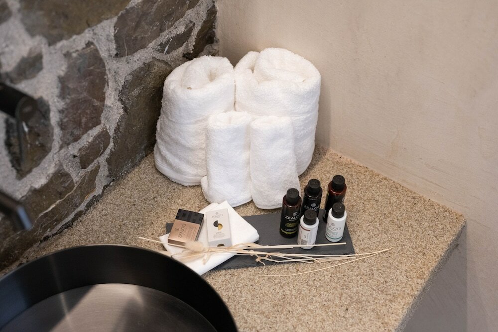 Фото Opal Executive Suites