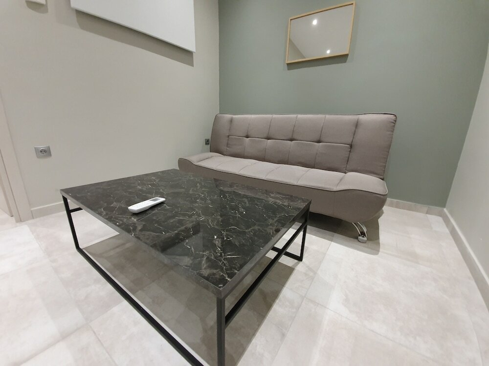 Фото Cosmopolitan Apartments Nilie Suites & Aprts