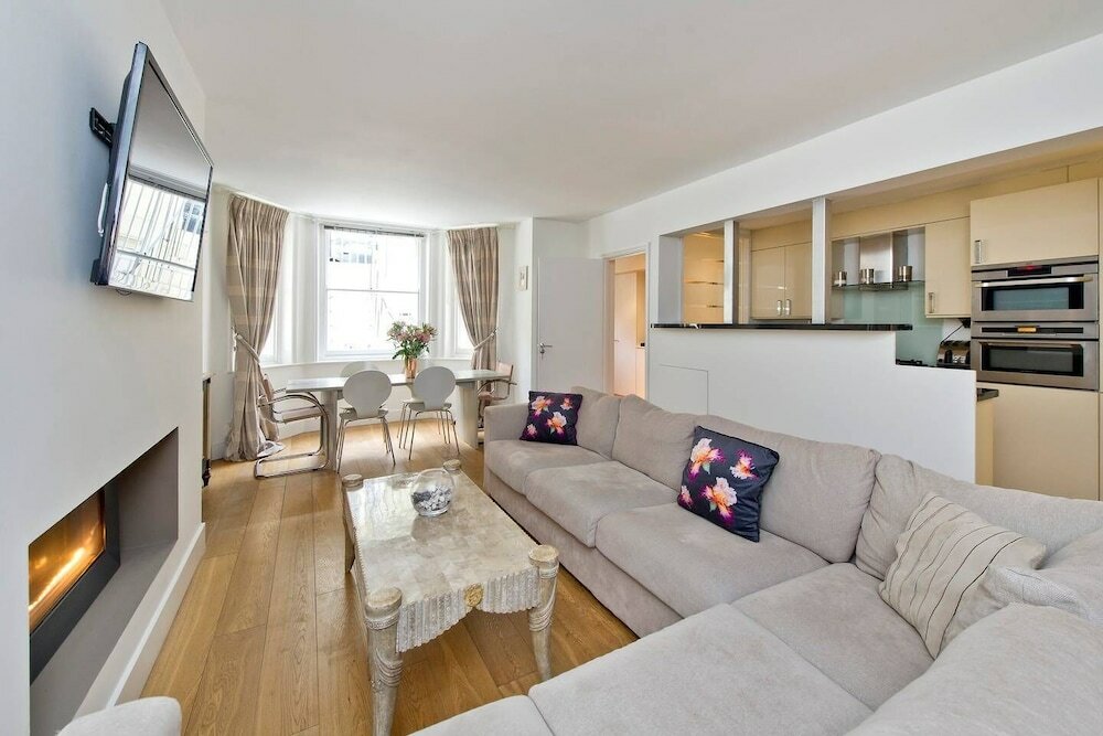 Фото Fantastic 3 Bed Apartment In Earls Court