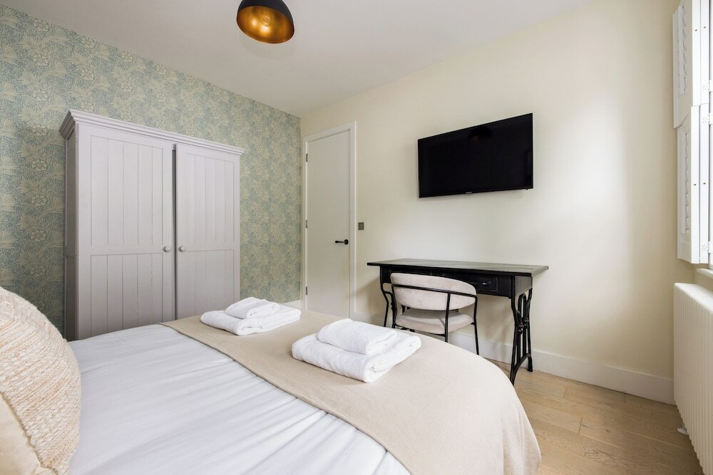 Фото The East Dulwich House