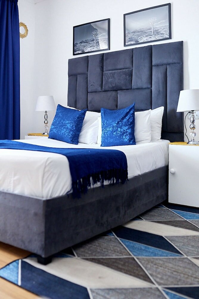 Фото Airport Royal Guest House