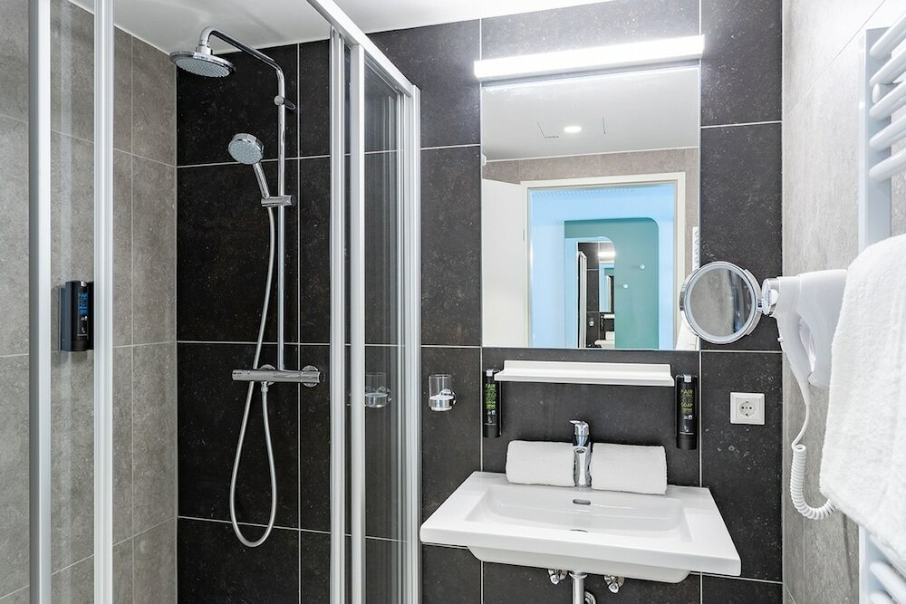 Фото The Weekend Hotel