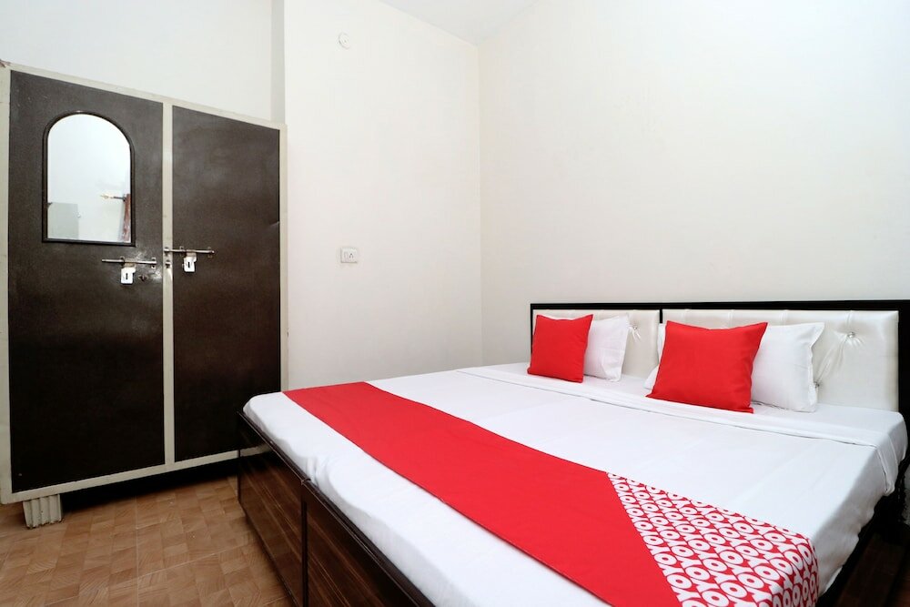 Фото Oyo 37097 Raj Apartments