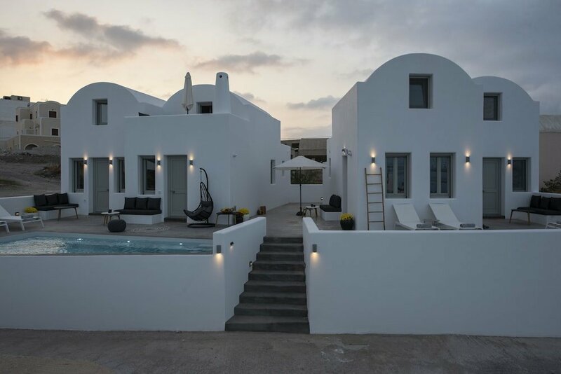 Гостиница White Orchid Luxury Suites
