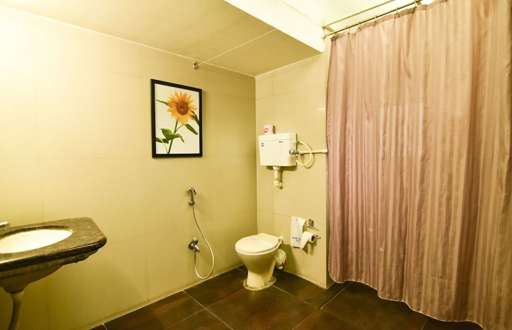 Фото My Bizz Hotel