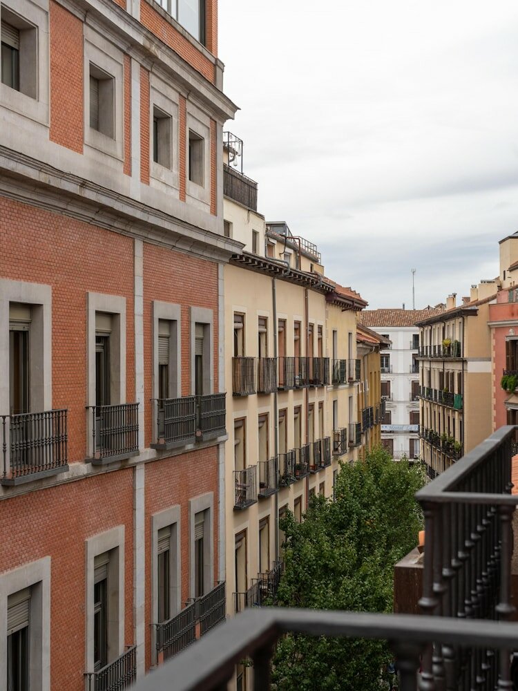 Фото Limehome Madrid La Bolsa