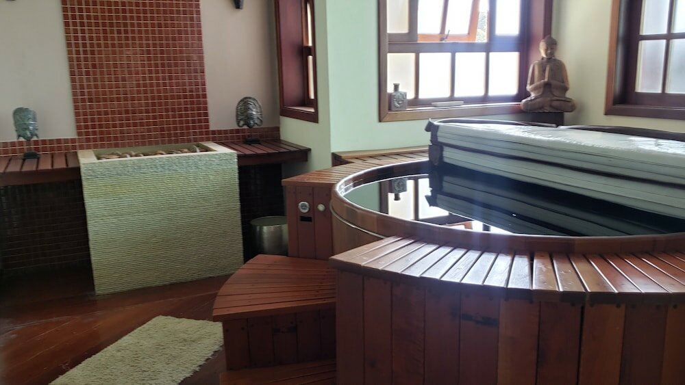 Фото Dúplex Luxo com Piscina Aquecida, Lareira e Wifi