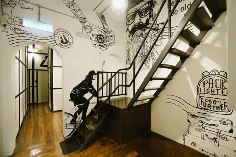 Фото Paper Plane Hostel