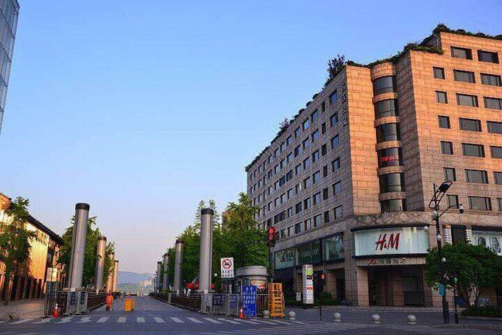 Фото Candice Hotel Apartment