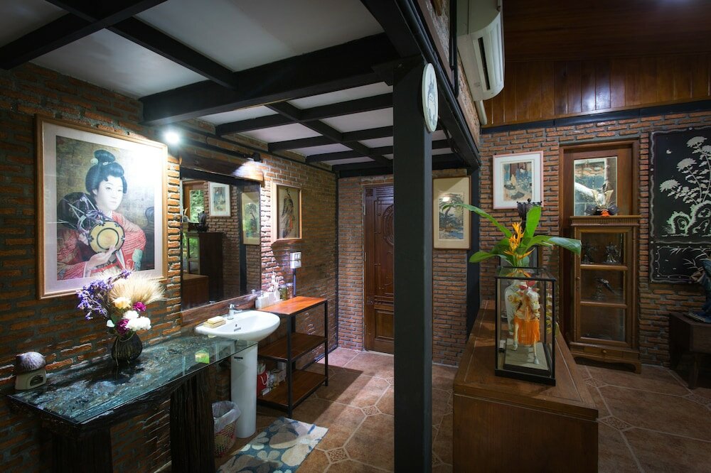 Фото Cattani's Riverside Home