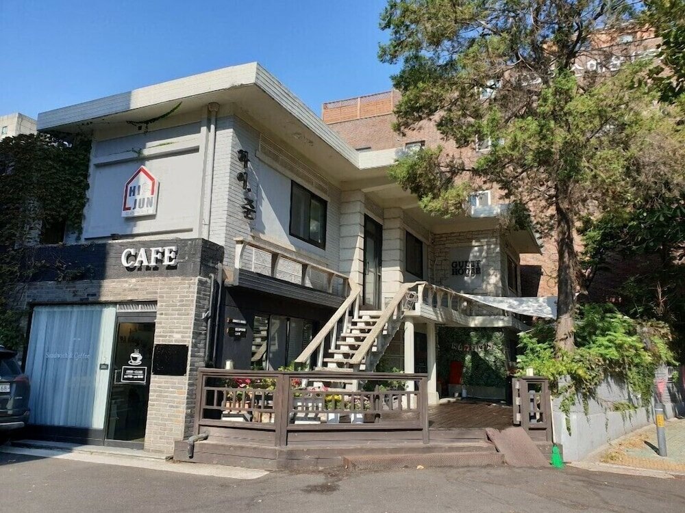 Фото Hi Jun Guesthouse