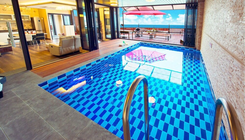 Фото Sun&Moon Pool Villa