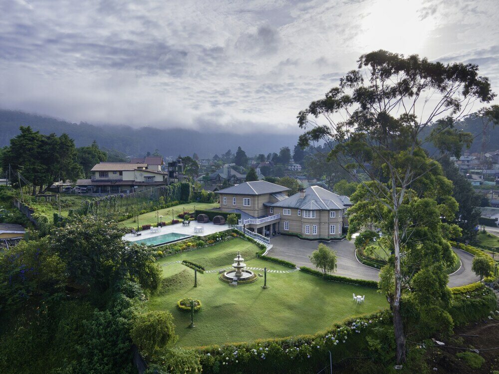 Фото The Westbury Palace