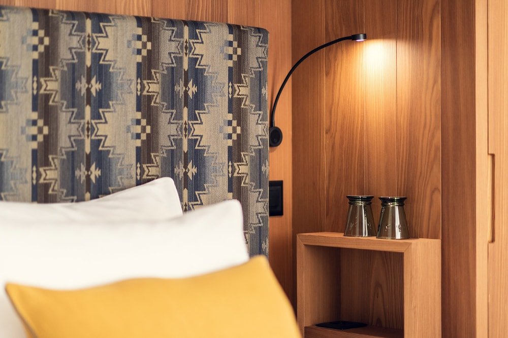 Фото Conrad's Mountain Lodge - Sport Equipment included