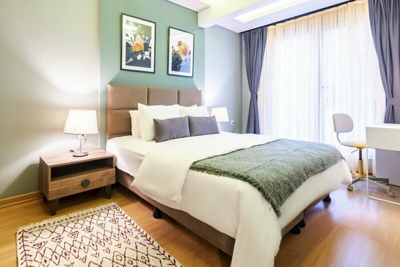 Апартаменты Missafir Flat With Superb Location in Nisantasi в Шишли