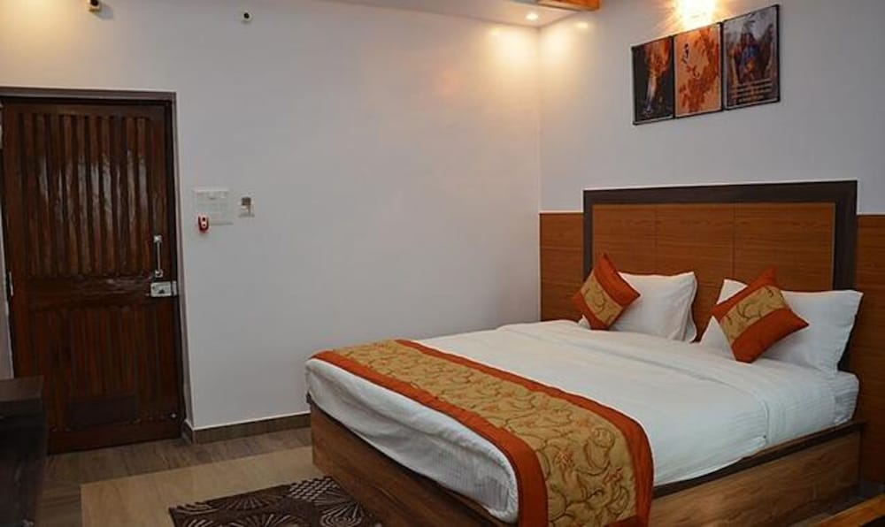 Фото Fabhotel Prime The Golden Sunrise