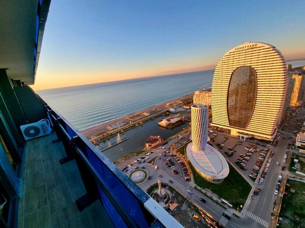 Фото Orbi Hotel Apartments