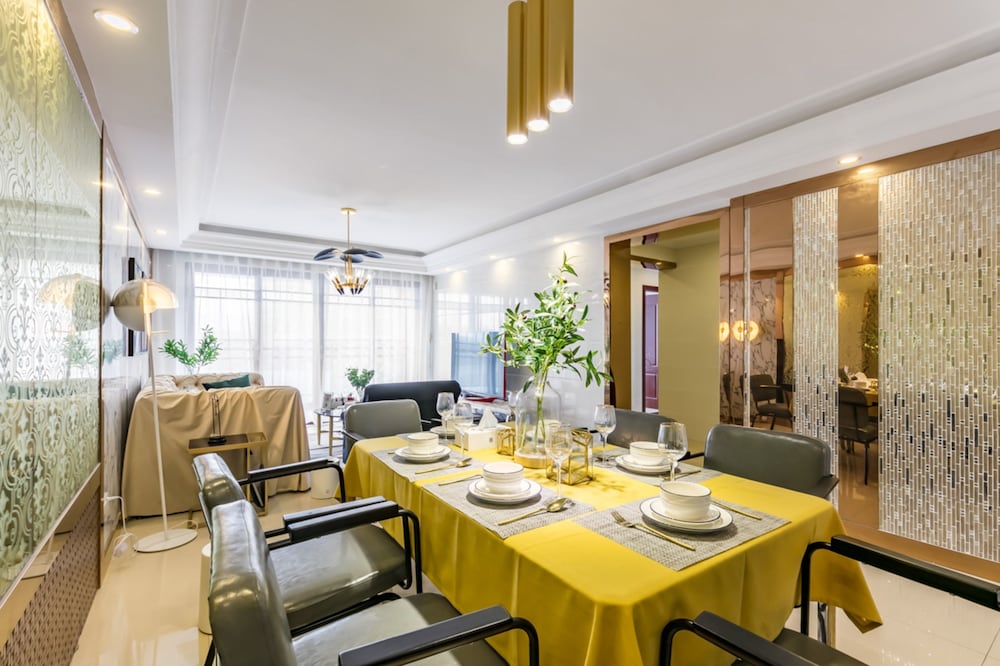 Фото Locals Boutique Apartment Qianshan No. 6