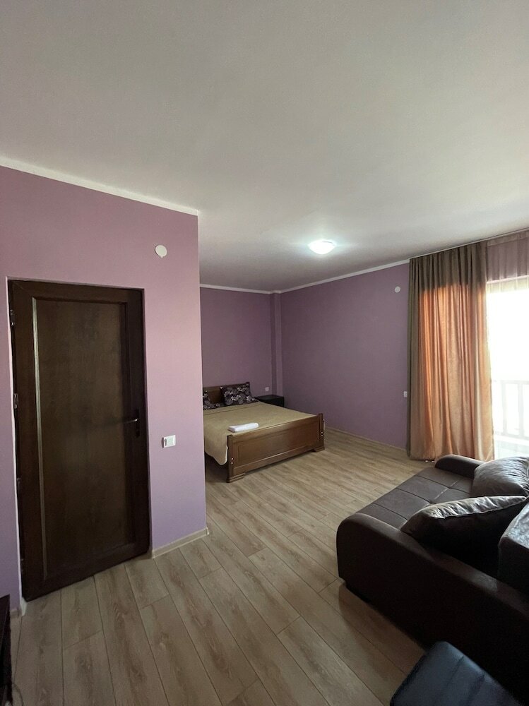 Фото Khando 2023