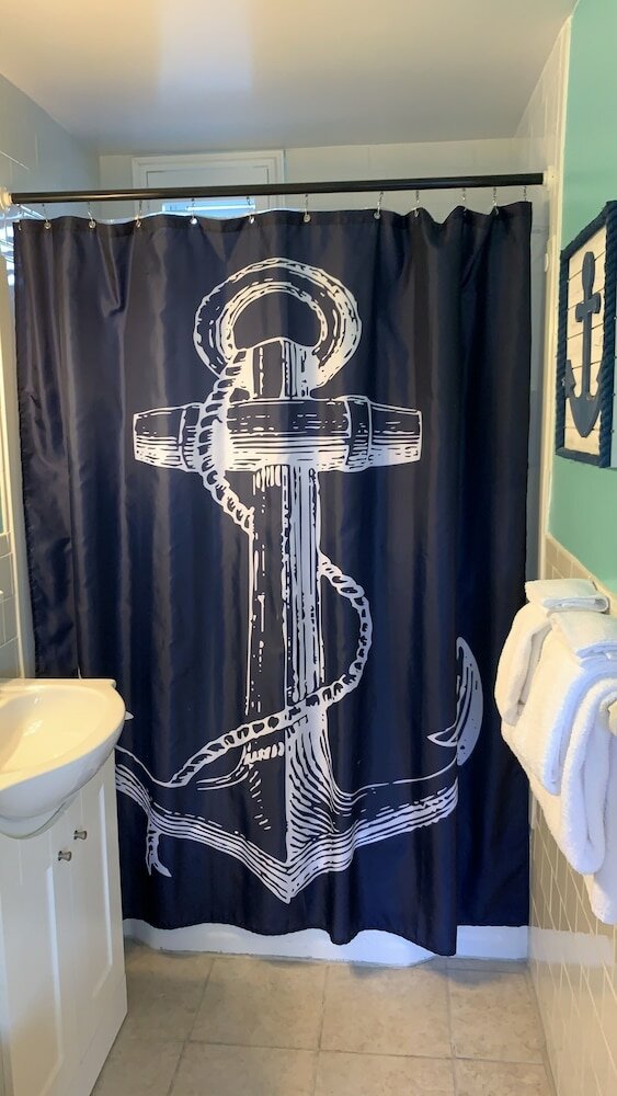 Фото Vineyard Harbor Motel