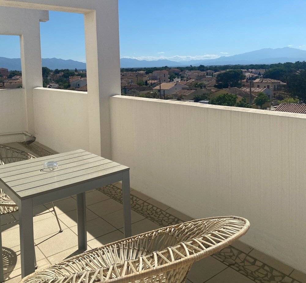 Фото Hôtel les Sables