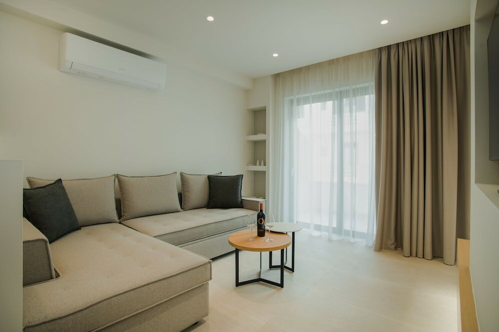 Фото Celine Luxury Apartments & Suites