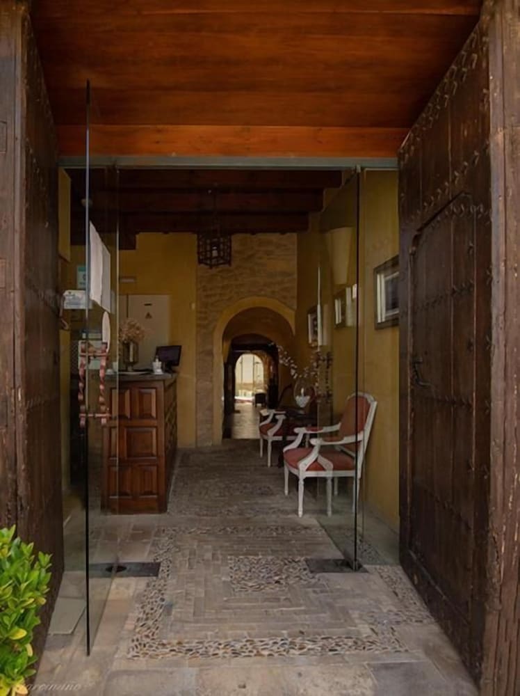 Фото La Hospederia Del Monasterio