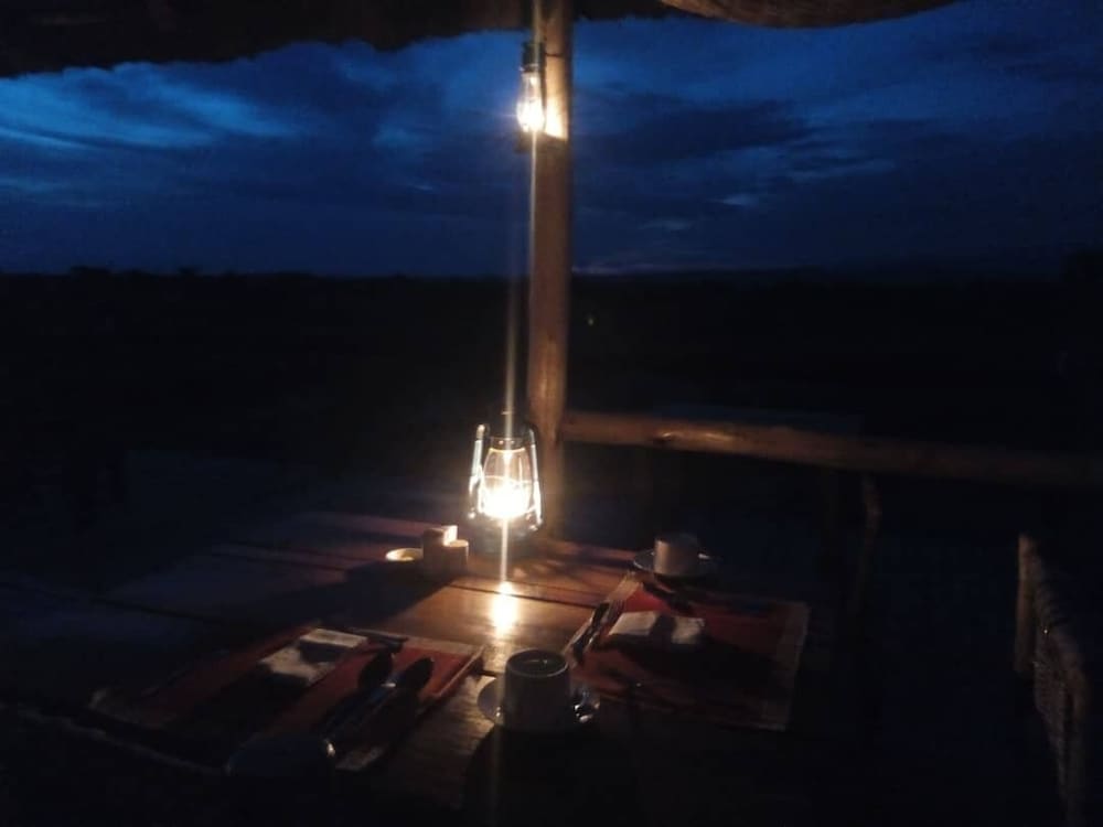 Фото Kazinga Wilderness Safari Camp