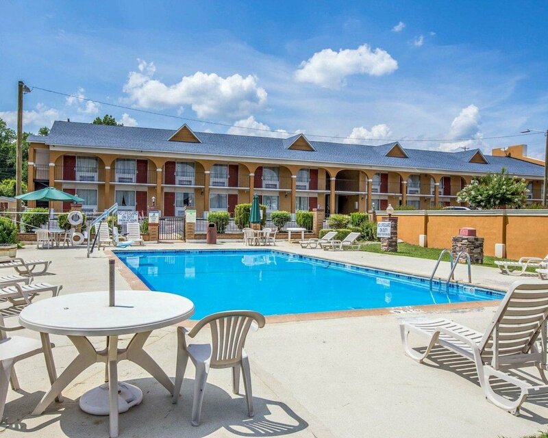 Гостиница Quality Inn Greenwood Hwy 25