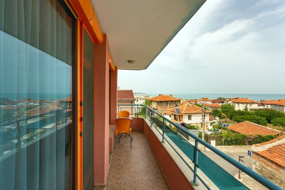 Фото Family Hotel Jemelly