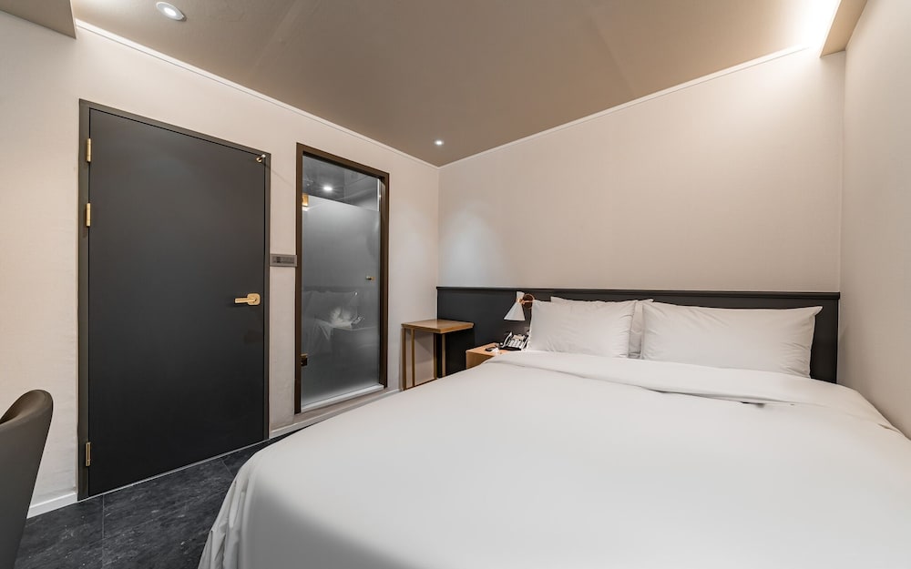 Фото Sinchon Number 25 Sinchon Branch