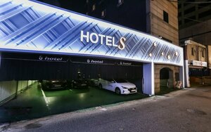 Гостиница Sinchon S