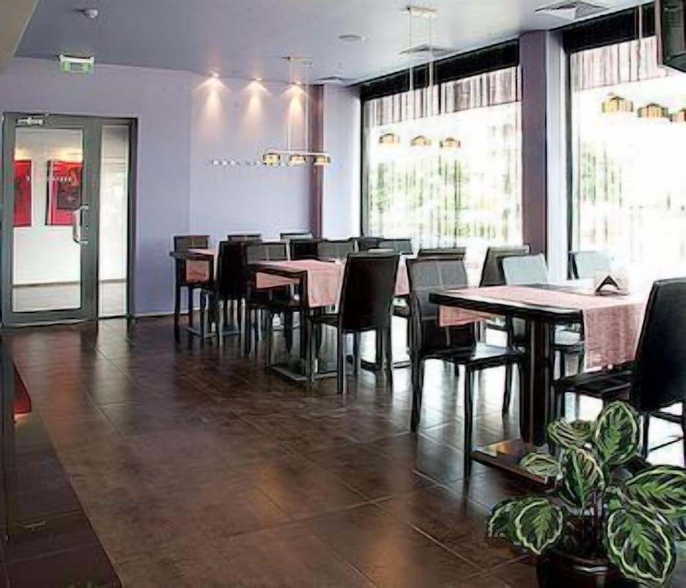 Фото Отель Mone