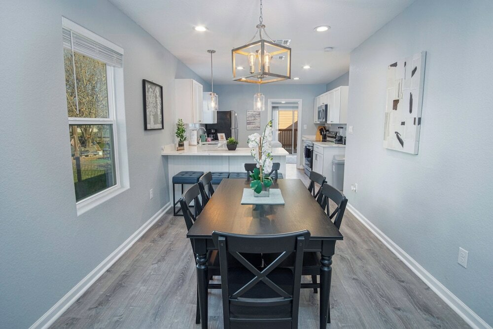 Фото Adorable 4br 2ba Close to Riverwalk and Downtown