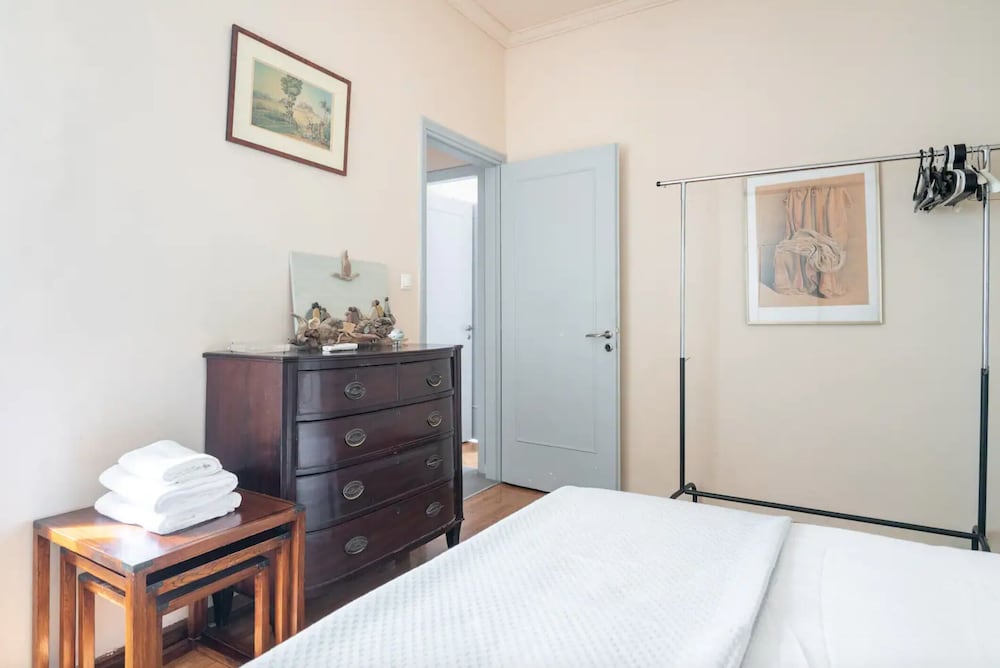 Фото Neoclassical Athenian 2-bed Apt Balcony