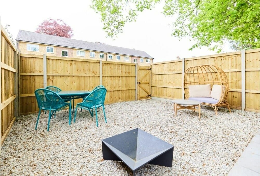 Фото The Wandsworth Loft - Entrancing 2bdr Flat With Garden