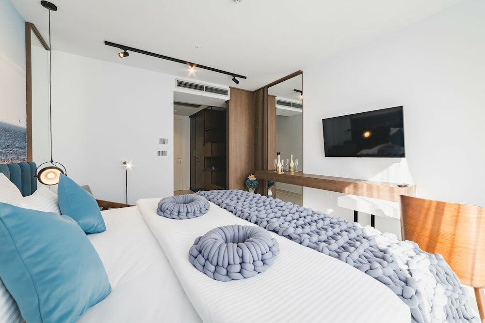 Фото Aurel Coast