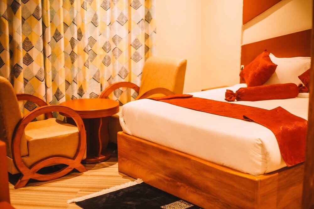 Фото Gr Comfort Hotel