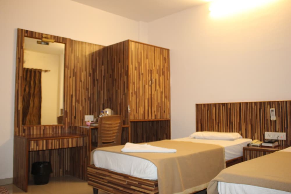 Фото Niraj International