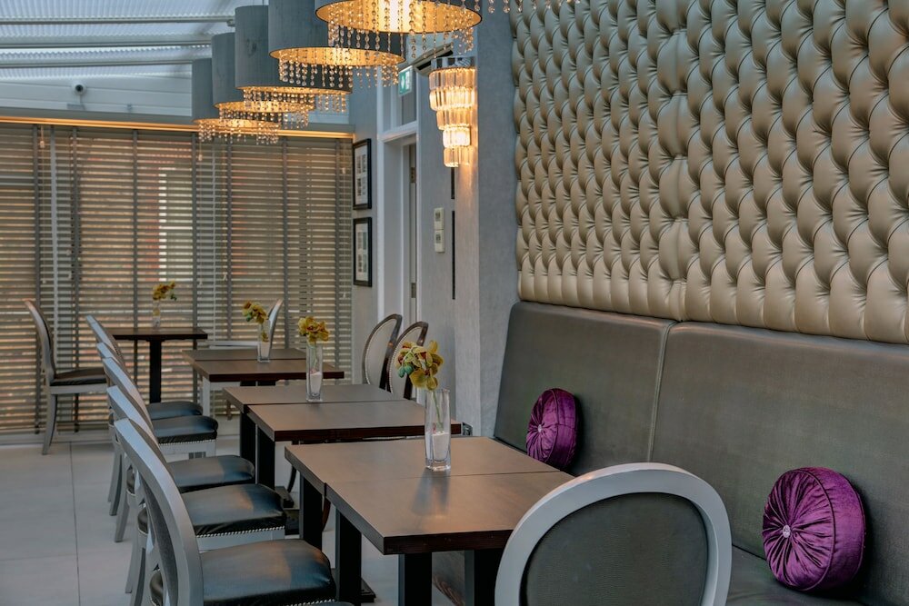 Фото Best Western Chiswick Palace & Suites