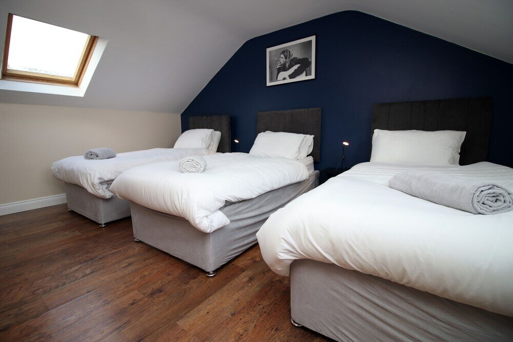 Фото Karah Suites - Church Road II