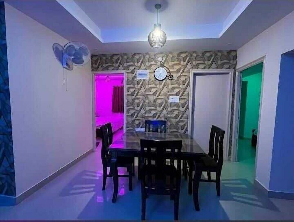 Фото Urban Stay Adams Service Apartment