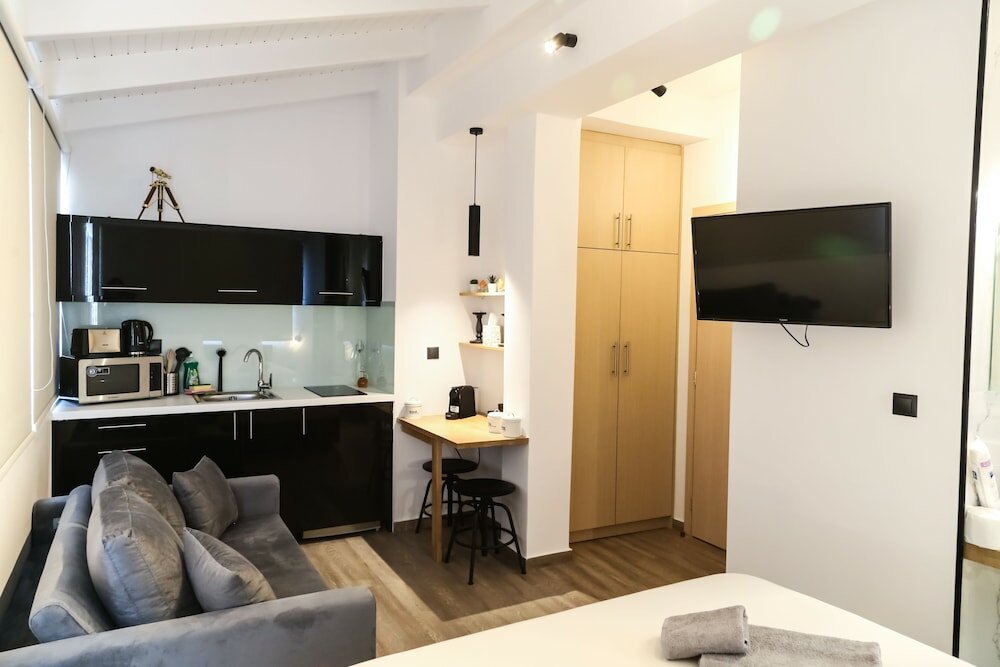 Фото Triple A - Evripidou 36