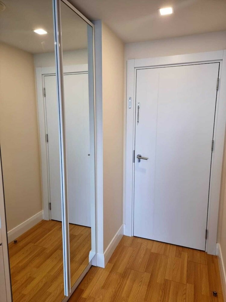 Фото Orbi Hotel Apartments