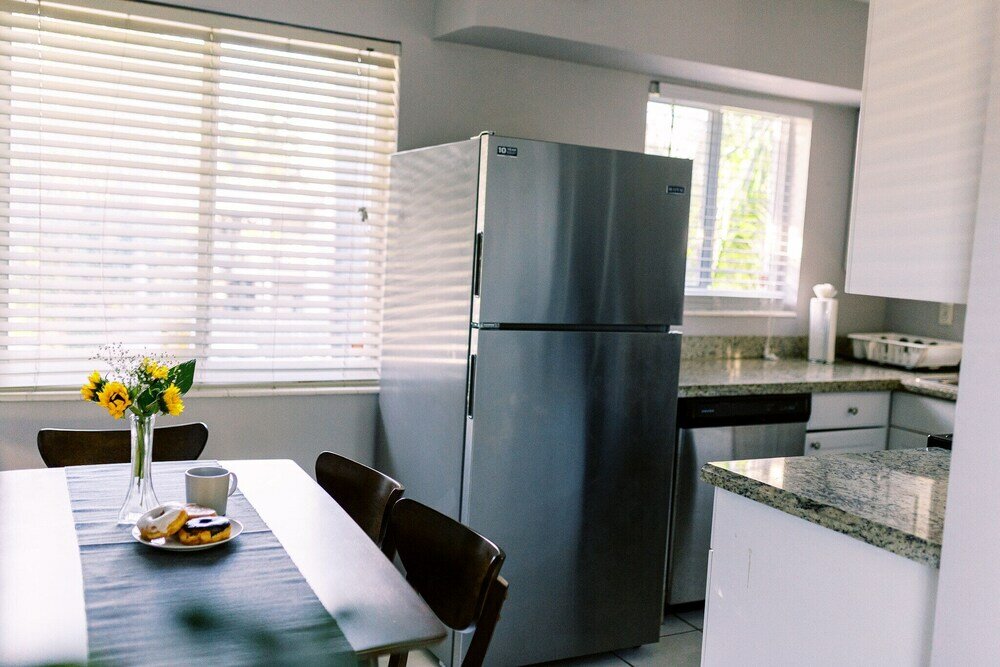 Фото Galleria Apartments by Lowkl